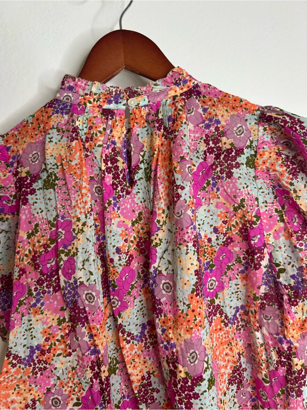 NWT Trovata 100% Cotton Carla High Neck Pink Multicolor Floral Blouse - Picture 11 of 16